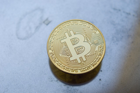 比特币逼近12万美元，加密市场狂热，上涨逻辑在哪？ 第1张