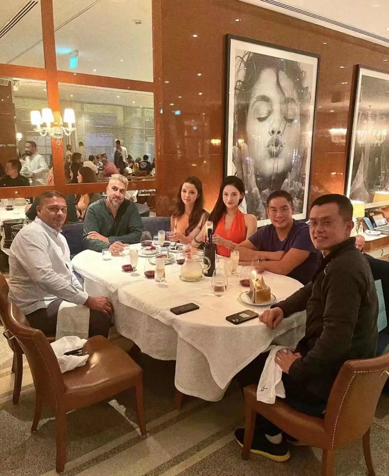 币圈首富们喝交杯酒,化解10亿美元恩仇的币圈规则 第9张 币圈首富们喝交杯酒,化解10亿美元恩仇的币圈规则 第9张